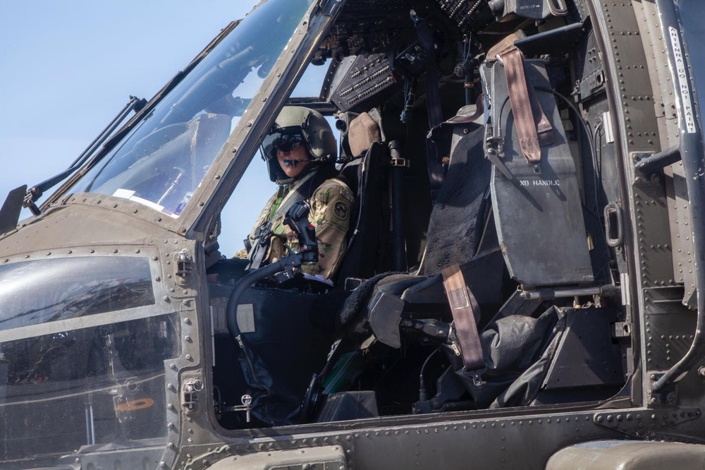 Strengthening Partnerships: JTF-Bravo 1-228th Aviation Regiment conducts deck-landing qualifications aboard Royal Navy’s RFA Wave Knight