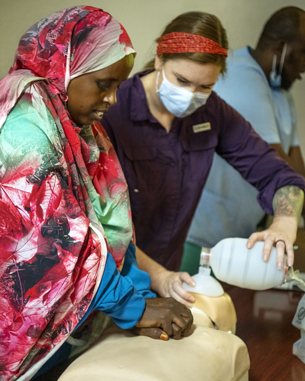 U.S. Army Civil Affairs Soldiers exchange CPR best practices with Djiboutian healthcare providers