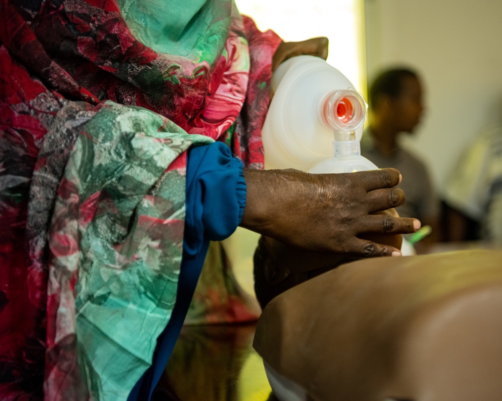 U.S. Army Civil Affairs Soldiers exchange CPR best practices with Djiboutian healthcare providers