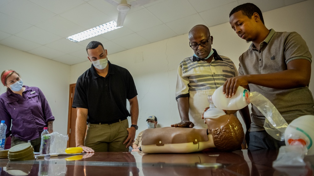 U.S. Army Civil Affairs Soldiers exchange CPR best practices with Djiboutian healthcare providers