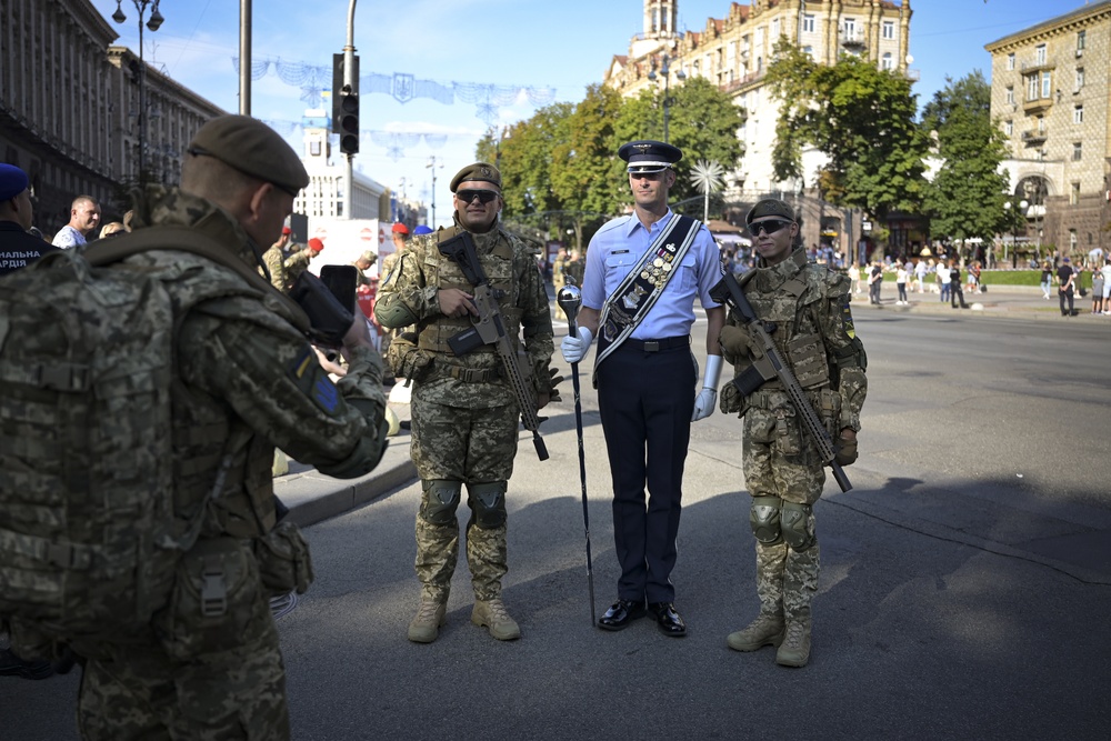 USAFE Band engages with Kyiv community