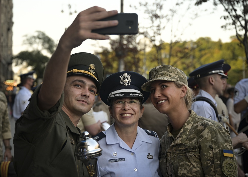 USAFE Band engages with Kyiv community