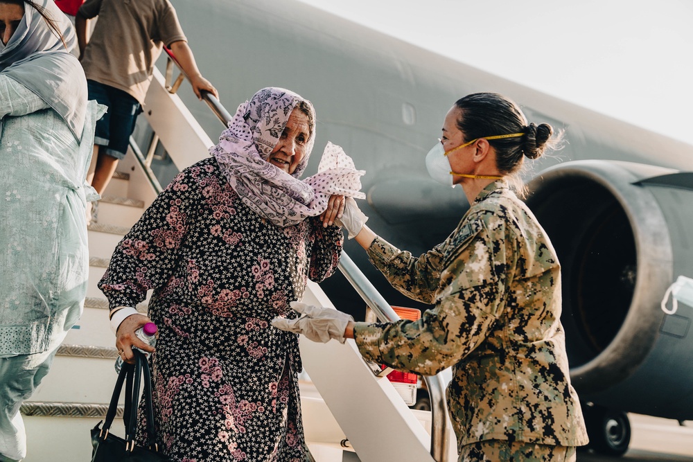 Afghanistan Evacuees arrive at NAS Sigonella