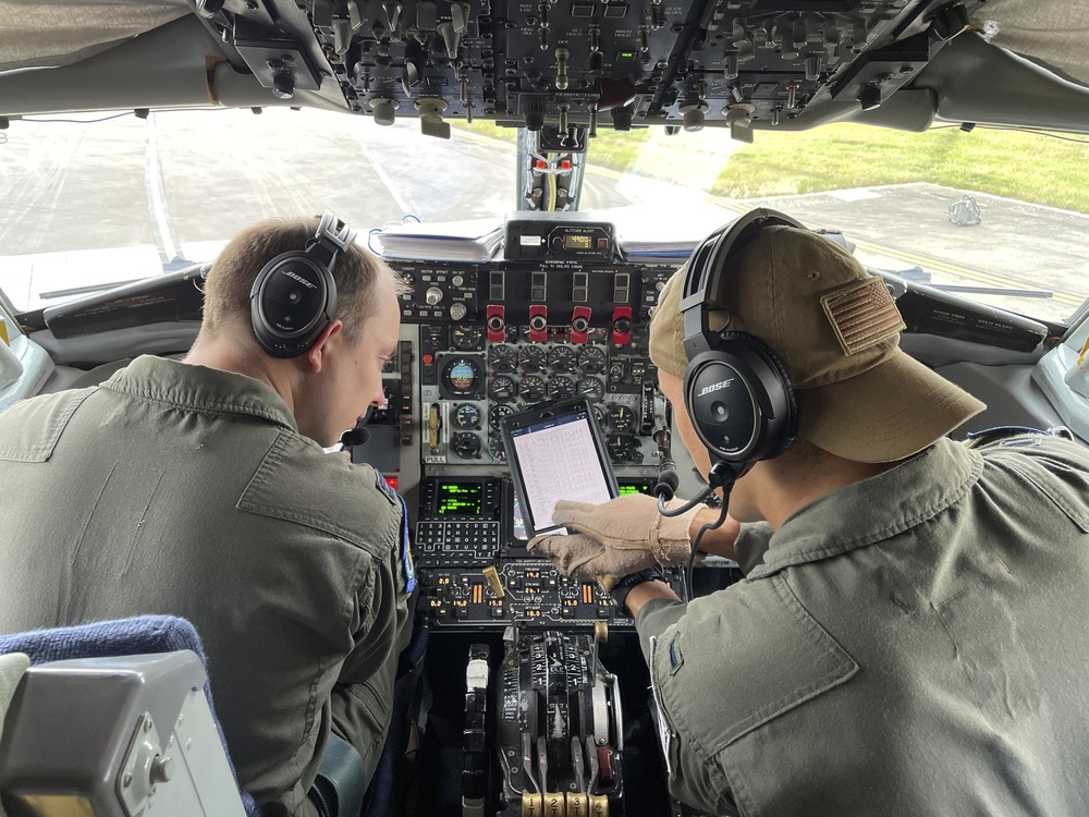 100th ARW refuels NATO E-3 Sentry aircraft