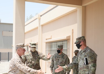 CENTCOM tours SIA facilities