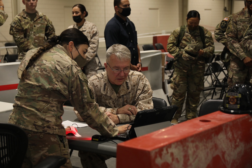 CENTCOM tours SIA facilities