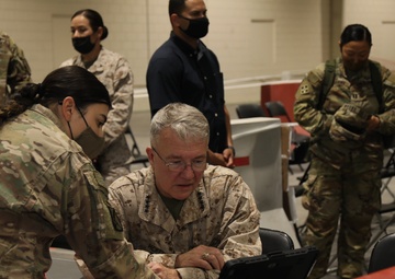 CENTCOM tours SIA facilities