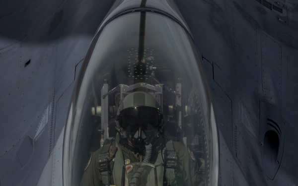 Air Refueling F-16C Fighting Falcons