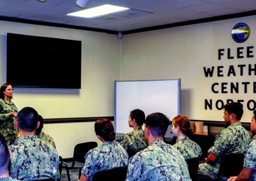 Inaugural Information Warfare Cruise Allows Midshipmen to Deep Dive on a Career as an Information Warfighter