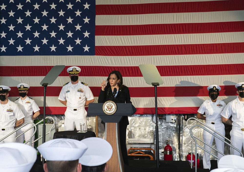 Vice President Harris visits USS Tulsa (LCS 16) in Singapore