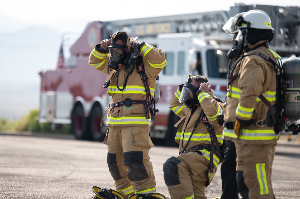 KAFB Fire Department conducts multi-agency live fire training exercise