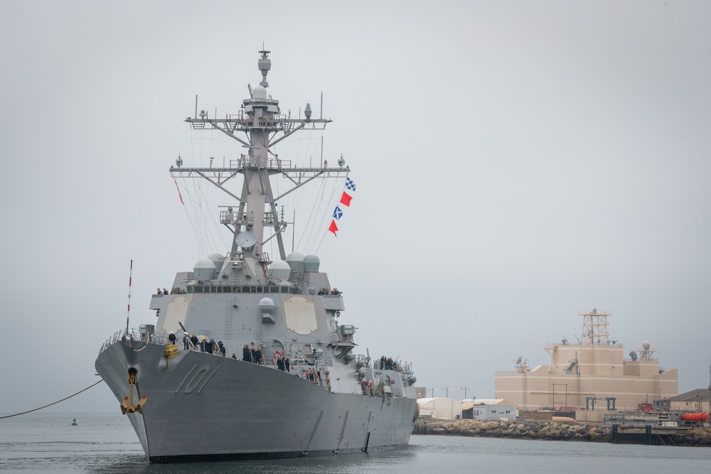 Naval Surface Warfare Center, Port Hueneme Division Receives USS Gridley (DDG 101) as One of Four Combat Systems Assessment Team Events in July