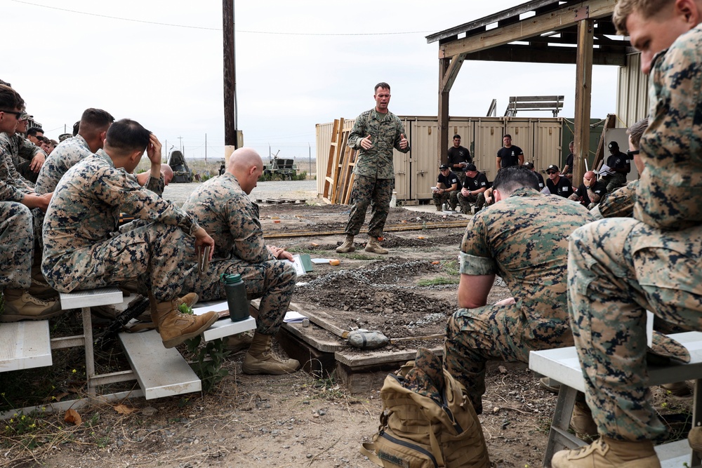 U.S. Marines Attend Air Assault Course