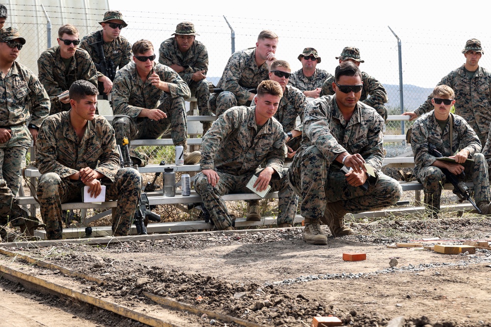 U.S. Marines Attend Air Assault Course