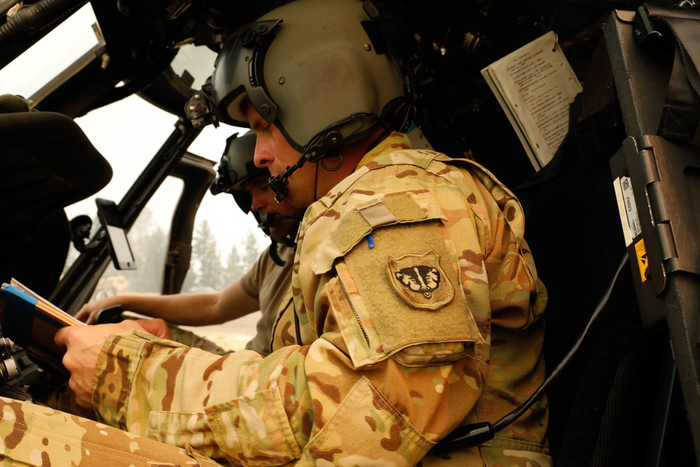 Wisconsin's Guard's 1-147th Aviation Battalion aids California in combating Caldor Fire