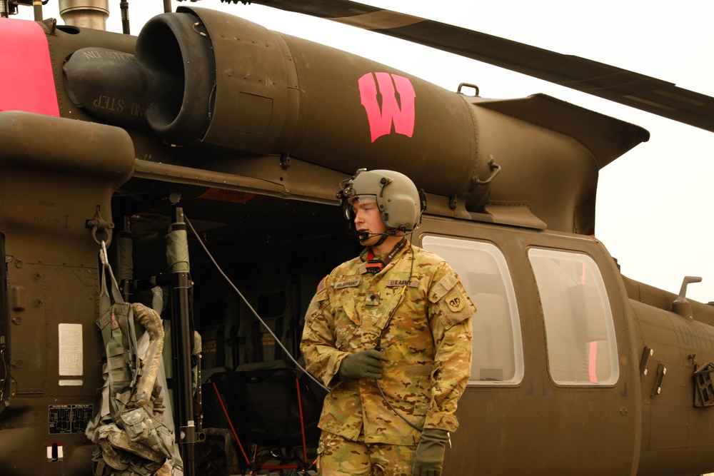 Wisconsin's Guard's 1-147th Aviation Battalion aids California in combating Caldor Fire