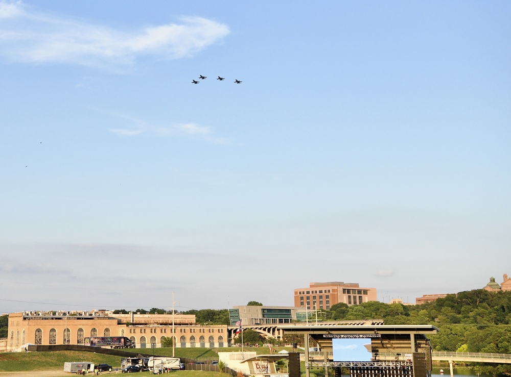 'Spads' Flyover Opens Fort Worth Fourth