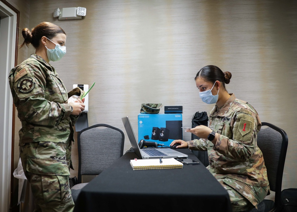 U.S. Air Force Medical Response Team Supports Baton Rouge Hospital