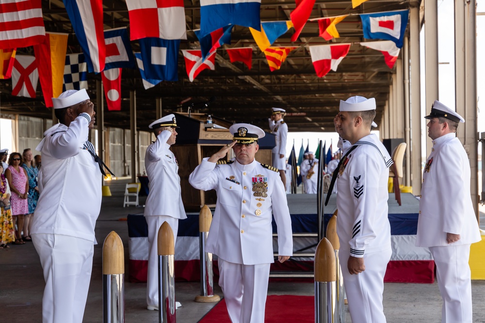 NAVSUP FLC Pearl Harbor Holds Change of Command Ceremony
