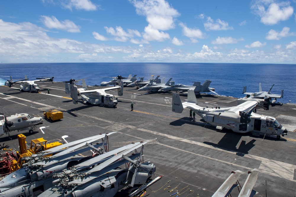 USS Carl Vinson (CVN 70) Prepares For Flight Operations