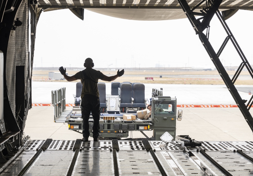 Cargo equipment lift, Travis AFB