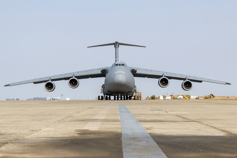 Cargo equipment lift, Travis AFB