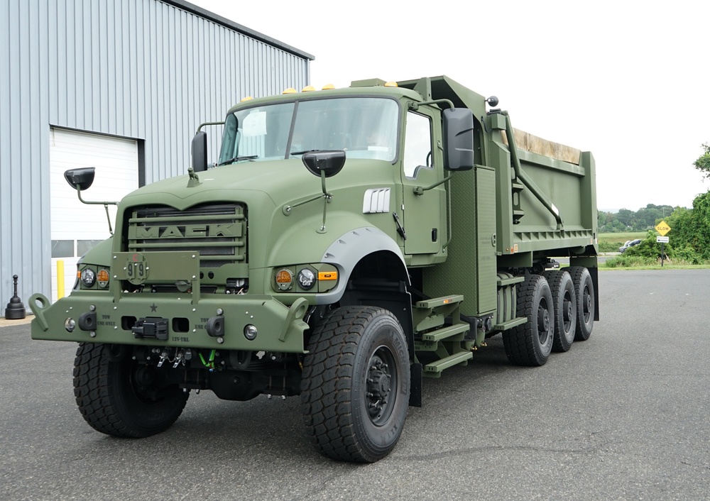 Pa. National Guard leaders visit Mack Defense plant in Allentown