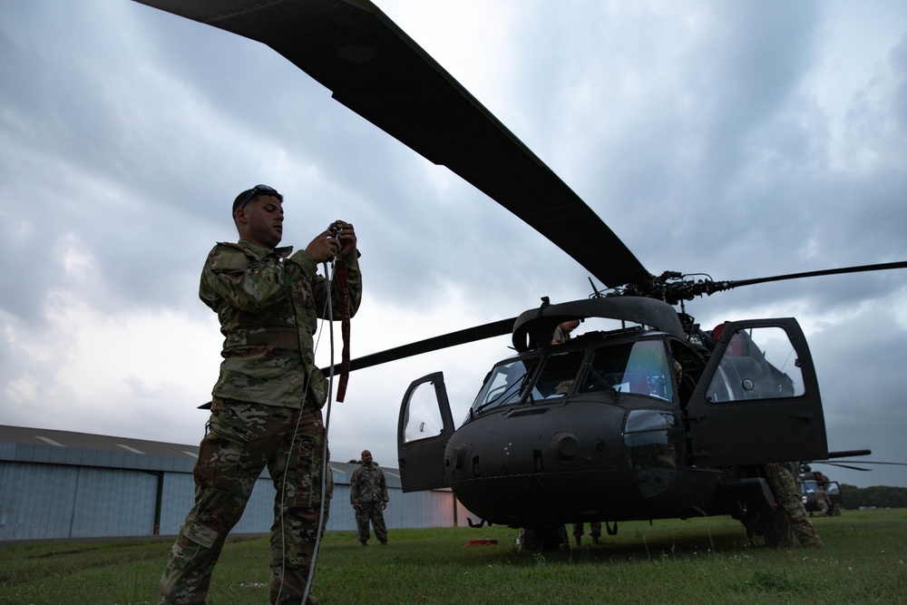 Puerto Rico Army National Guard provides humanitarian aid in Haiti