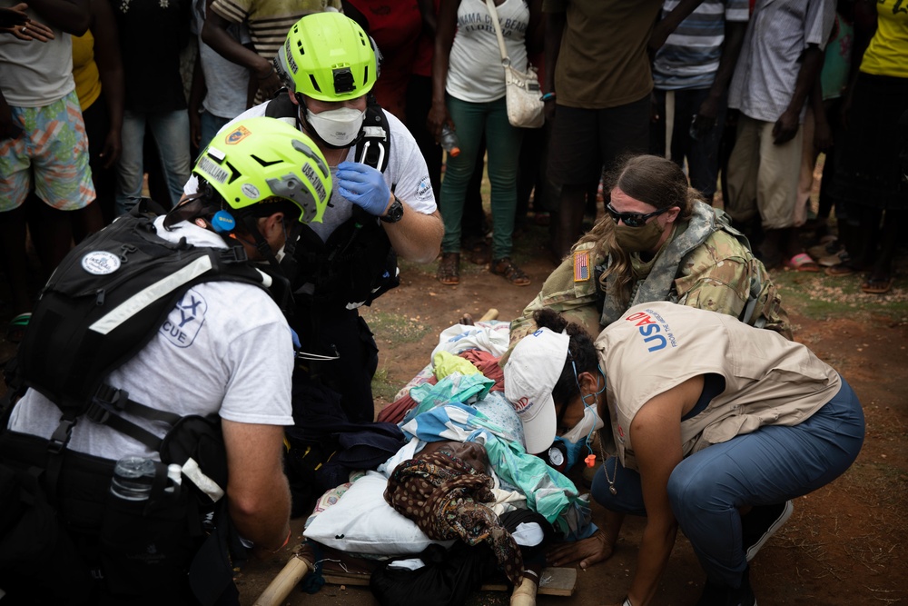 Puerto Rico Army National Guard Continues to Provide Humanitarian Aid in Haiti