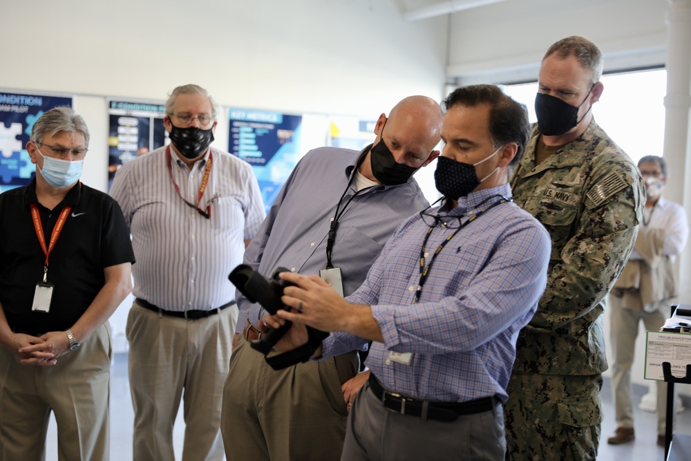 NAVSUP FLC Jacksonville hosts NAVSUP Assistant Commander for Supply Chain Technology and Systems Integration