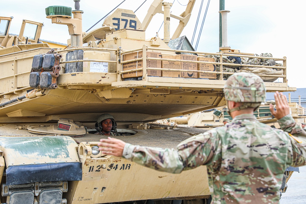 Alpha Company conducts PMCS at DPTA