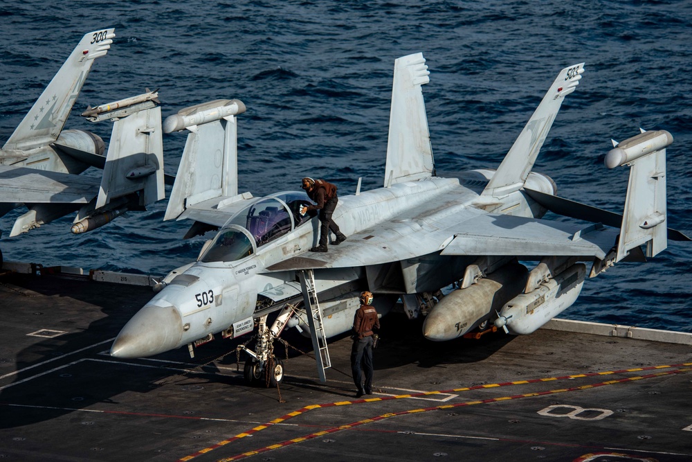 USS Ronald Reagan (CVN 76) Flight Operations