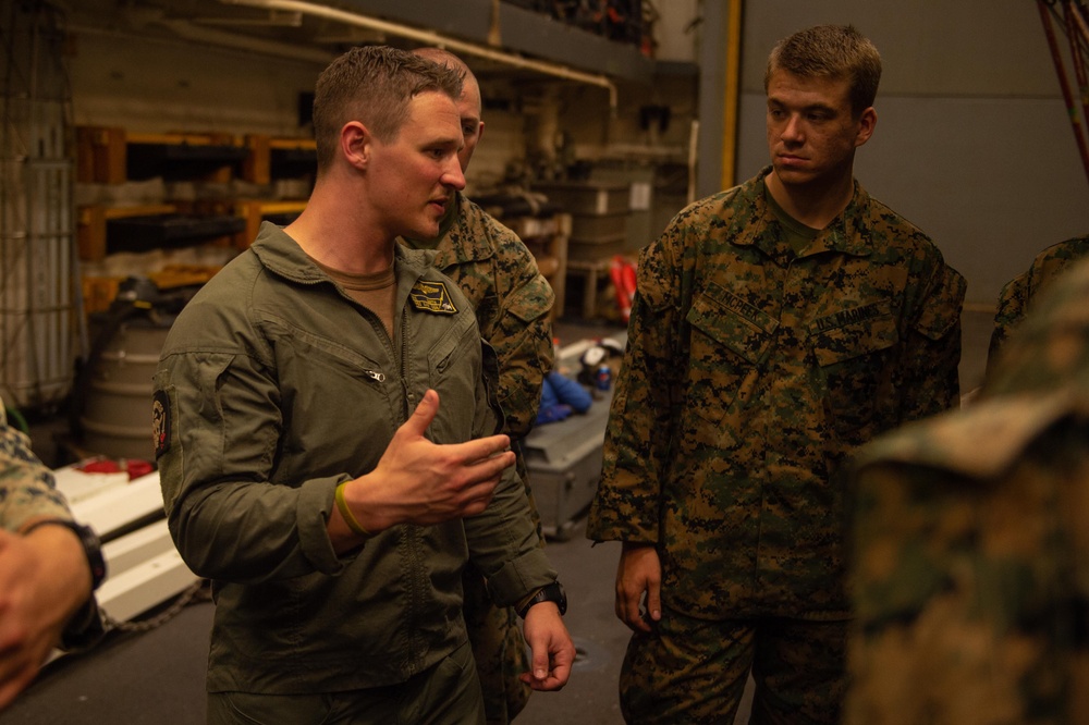 HSC 26 Conducts Rescue Strop Training with 1st Battalion, 6th Marine Regiment