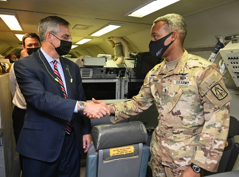 Photo of Georgia Secretary of State Brad Raffensperger visiting Team Joint STARS