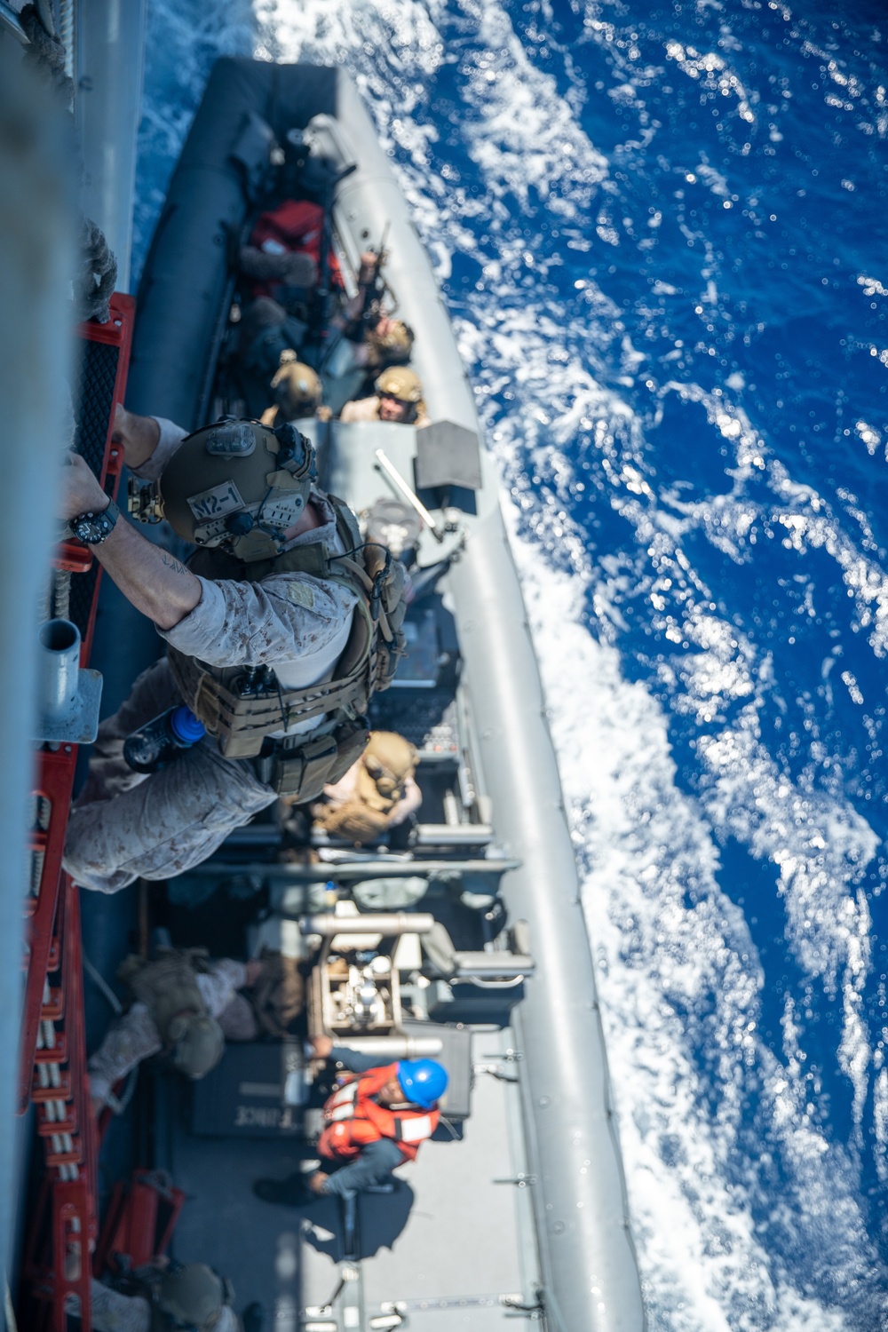 11th MEU ADRD Marines conduct RIB touch-and-go training