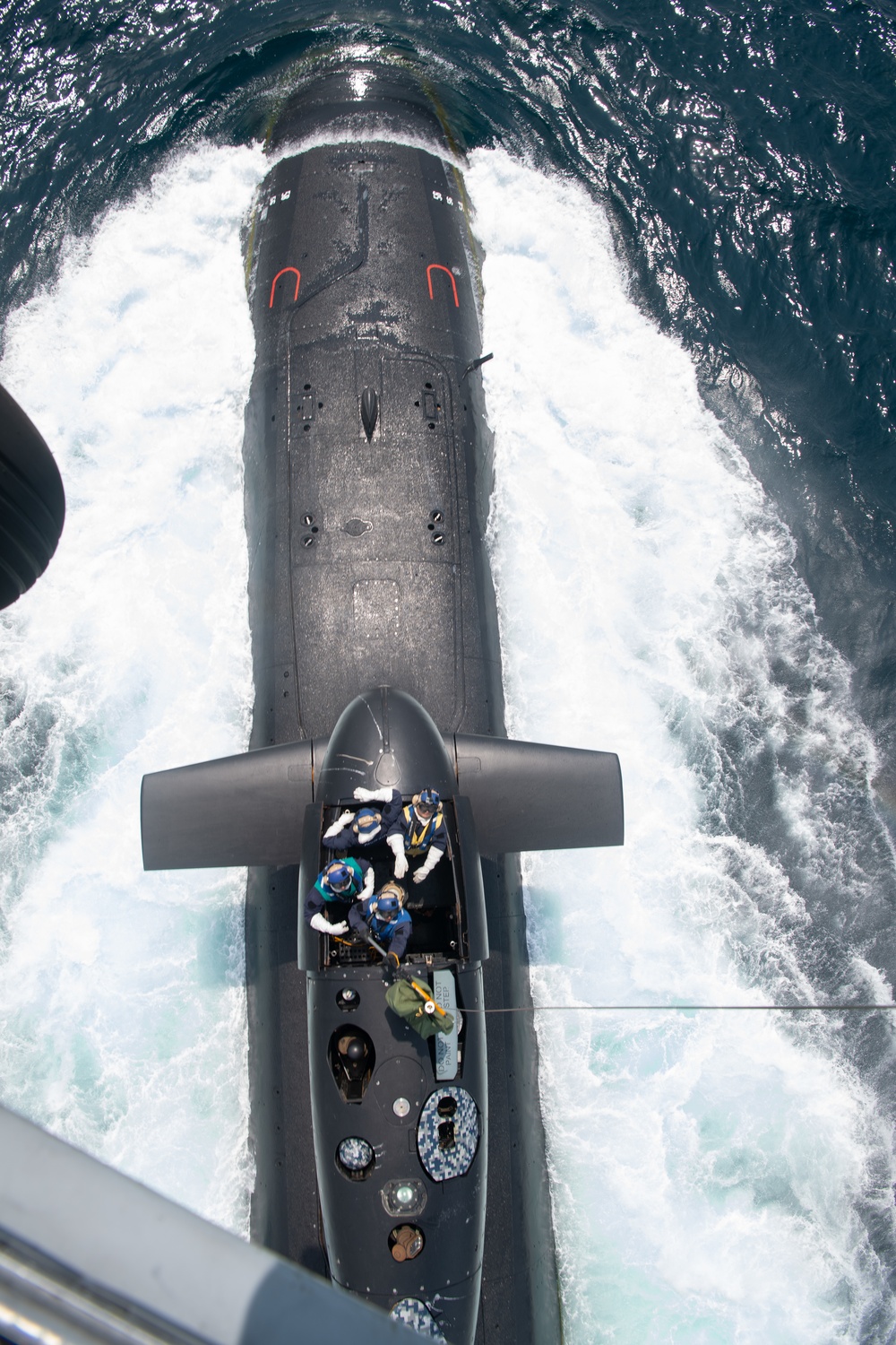 U.S. Naval Air Forces Participates in DESI HOISTEX with International Partner Chile