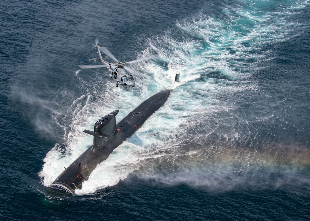 U.S. Naval Air Forces Participates in DESI HOISTEX with International Partner Chile