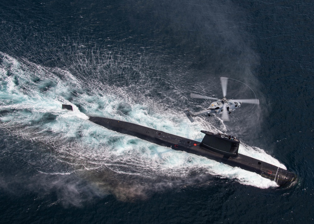U.S. Naval Air Forces Participates in DESI HOISTEX with International Partner Chile