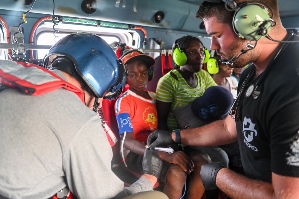 Coast Guard performs medevac in Haiti