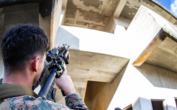 Marines with MRF and NSW enhance CQC abilities