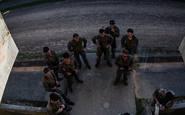 Marines with MRF and NSW enhance CQC abilities