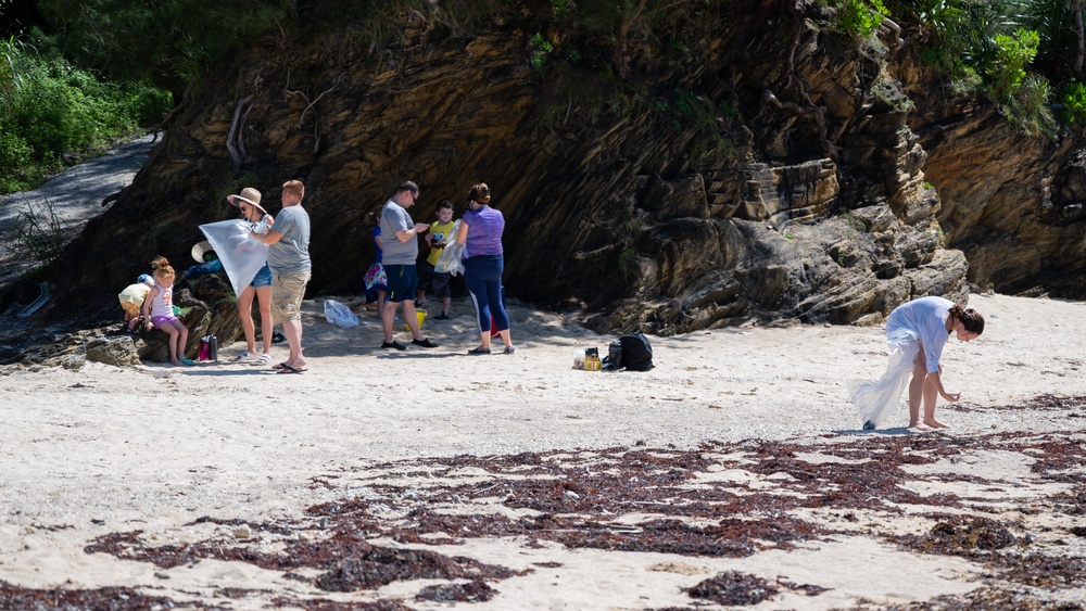 Team Kadena holds beach clean-up