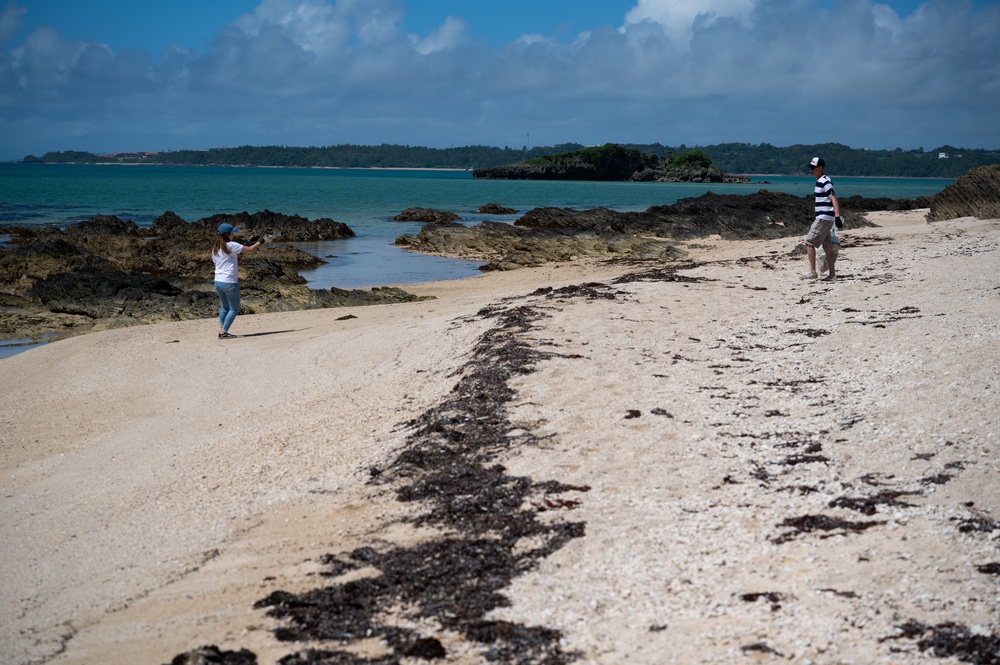 Team Kadena holds beach clean-up