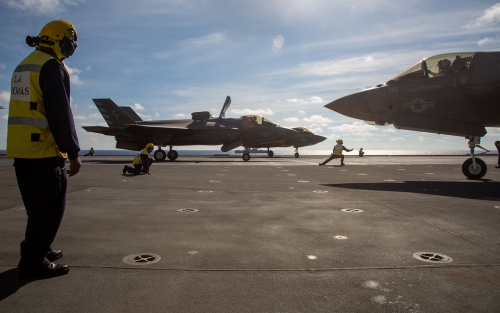 VMFA-211 Supports Exercise Coral Mustang