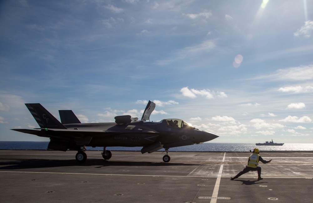 VMFA-211 Supports Exercise Coral Mustang