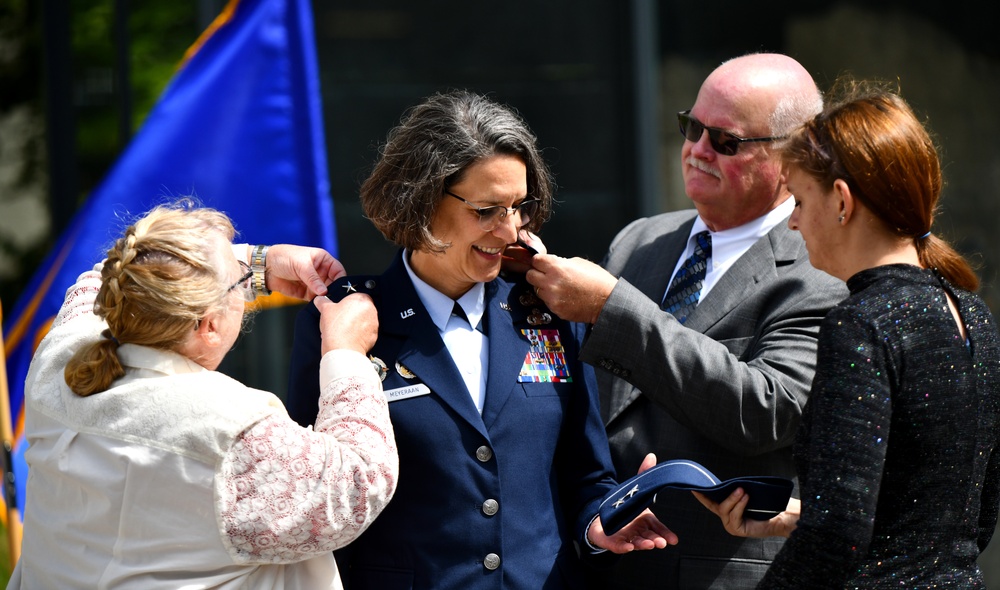 Brig. Gen. Meyeraan is promoted to Major General