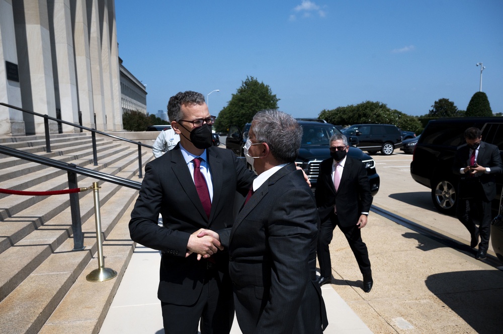 Undersecretary of Defense meets with Israel Director General