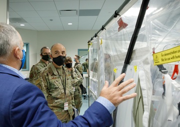 Air Force medics partner with University of Nebraska to sharpen biocontainment care skills