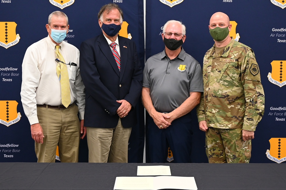 Civic leaders tour on Goodfellow AFB