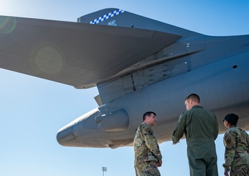 New 8th AF CC chooses Dyess for first command visit
